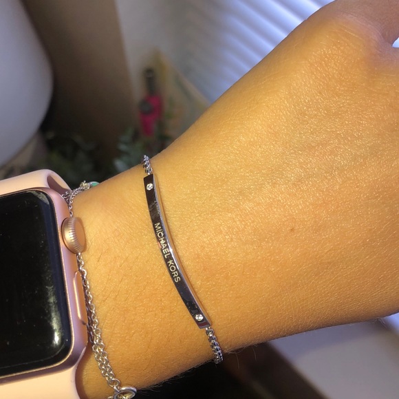 michael kors t bar bracelet